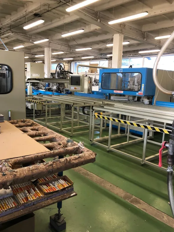 Linea di produzione finestre PVC e alluminio PREZ-MET
