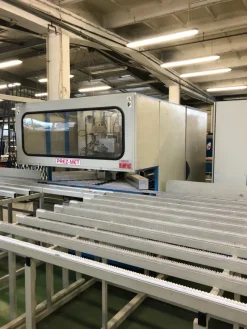 Linea di produzione finestre PVC e alluminio PREZ-MET
