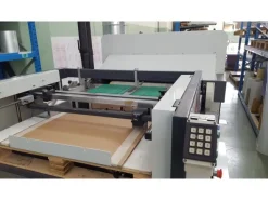 linea di stampa serigrafica