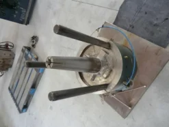 1#4306 Linea di stampi per la produzione di tavolini ribaltabili quadrati e rotondi