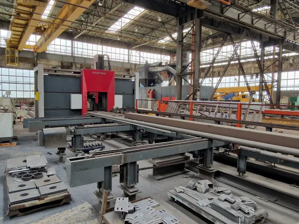Linea di talgio e foratura travi VOORTMAN V630 + HS540