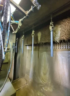 Linea di verniciatura liquida