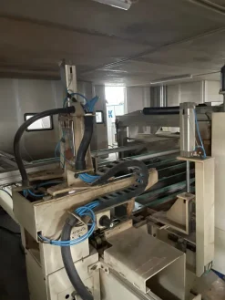 Linea per produzione di porte e finestre CML