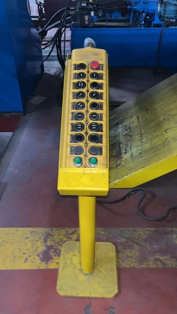 1#7388 Linea produzione plafoniere Cimsa