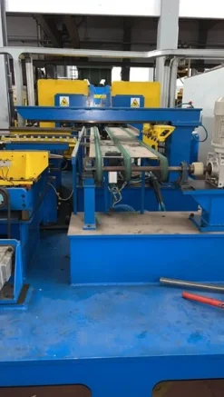 1#7388 Linea produzione plafoniere Cimsa
