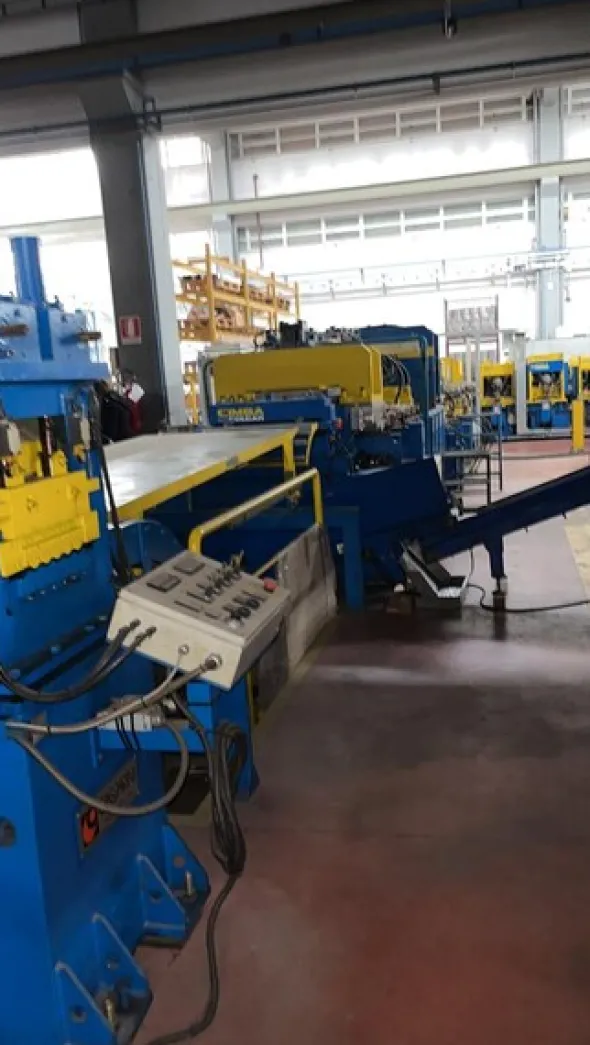 1#7388 Linea produzione plafoniere Cimsa