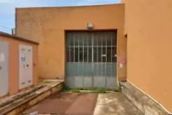 #14849 Locale artigianale con uffici e carroponte