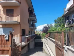 #23692 Locale commerciale