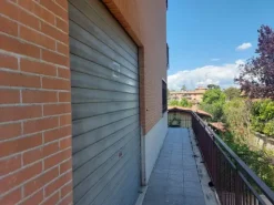 #23692 Locale commerciale