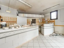 #2537548 Locale commerciale