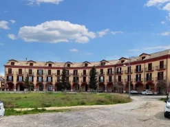 #23348 Locale commerciale al piano terra