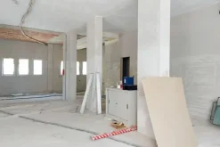 #20517 Locale commerciale al piano terra - Sub 299