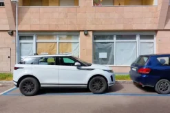 #20517 Locale commerciale al piano terra - Sub 299