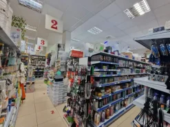 #24668 Locale commerciale a reddito