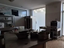 #25353 Locale Commerciale Cat. C/1 176mq con area esterna