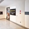#22974 Locale commerciale con cinque garage
