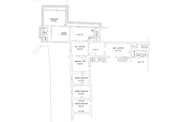 #23550 Locale commerciale ex ristorante con parcheggio e area esterna