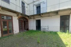 #2536282 Locale commerciale ex ristorante con area esterna privata