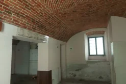 #2536282 Locale commerciale ex ristorante con area esterna privata