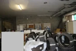#12676 Locale commerciale grezzo al piano interrato