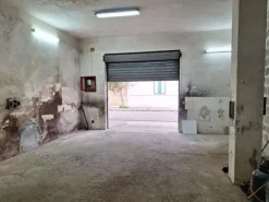 #25908 Locale commerciale in vendita