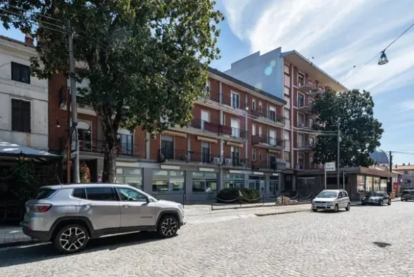 #2529002 Locale commerciale in Vendita _ GATTINARA