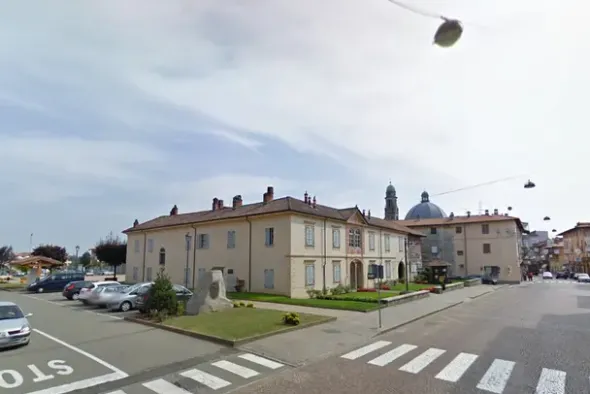 #2529002 Locale commerciale in Vendita _ GATTINARA