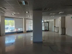 #2528002 Locale commerciale in Vendita _ DEMONTE