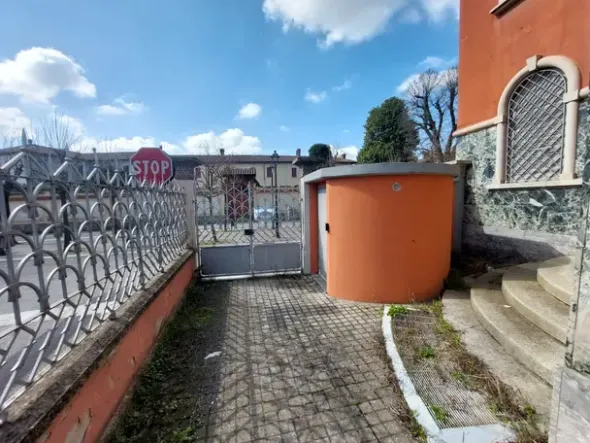 #2638161 Locale commerciale in Vendita