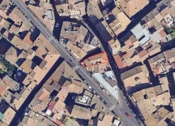 #2520001 Locale Commerciale in zona centrale