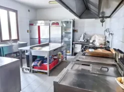 #2536134 Locale commerciale uso bar-trattoria con unità in corso di definizione