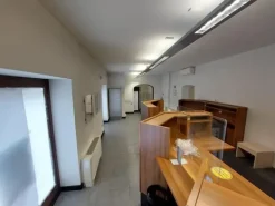 #25935 Locale ex istituto di credito in palazzo storico