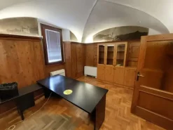 #25935 Locale ex istituto di credito in palazzo storico