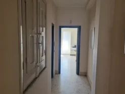 #2519012 Locale uffici disposto su due piani