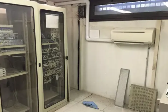 #19665 Locali adibiti ad istituto di credito