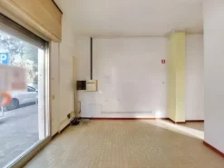 #20145 Locali commerciali in complesso condominiale