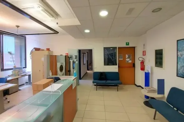 #1038 Locali per uffici al piano secondo (sub 270)