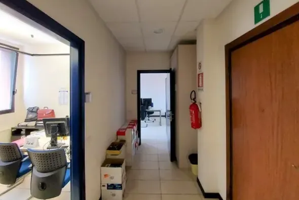 #1038 Locali per uffici al piano secondo (sub 270)
