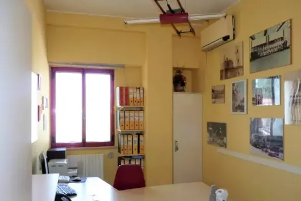 #13083 Locali per ufficio in edificio polifunzionale
