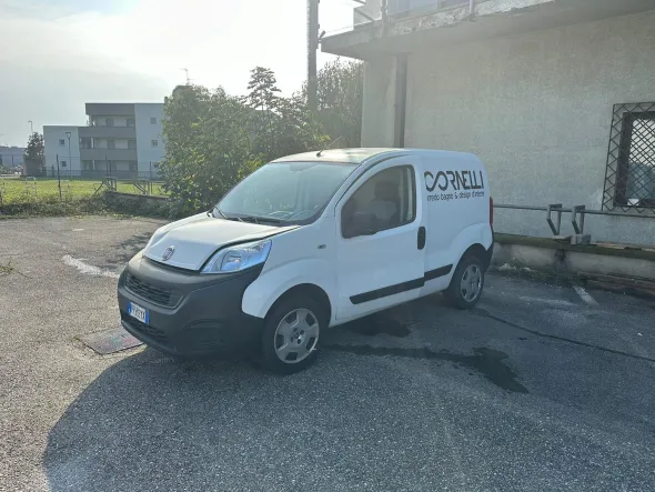 LOTTO 2 - Autocarro Fiat Fiorino targa FR892YX