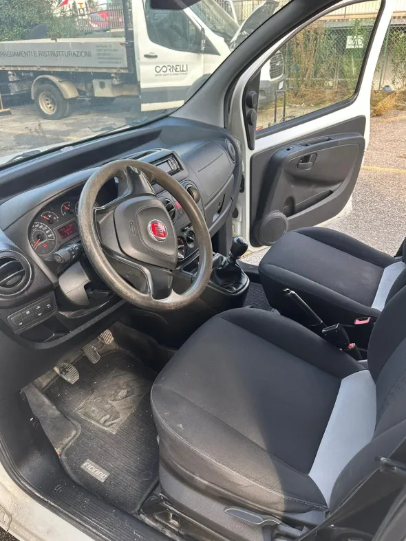 LOTTO 2 - Autocarro Fiat Fiorino targa FR892YX