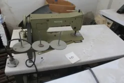 8#5571 Macchina da cucire Durkopp e macchina piana Pfaff