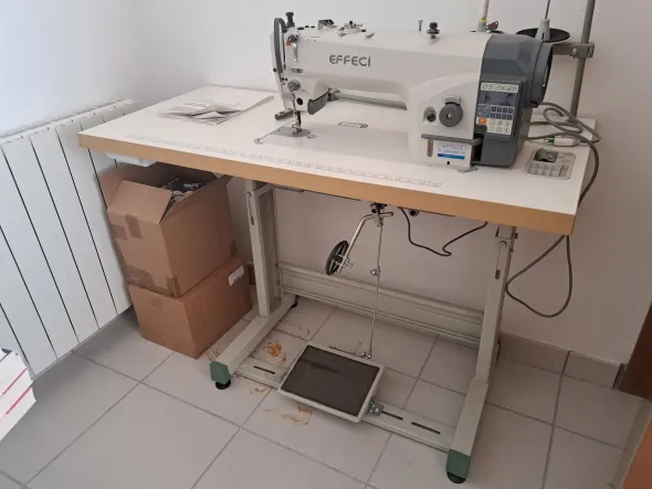 Macchina da cucire effeci 9310E4