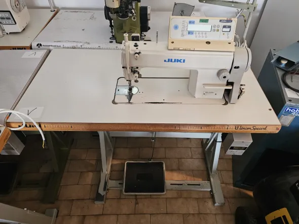 Macchina da cucire lineare Juki DDL-5550N-7