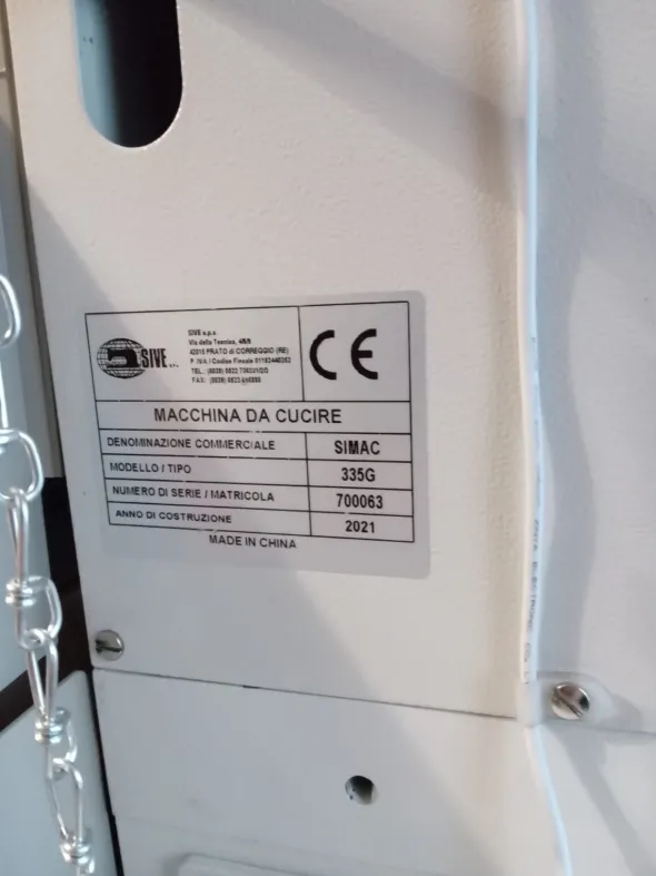 Macchina da cucire per pelli e tessuti pesanti