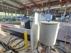 Macchina da taglio a getto d’acqua 3D INTERMAC
