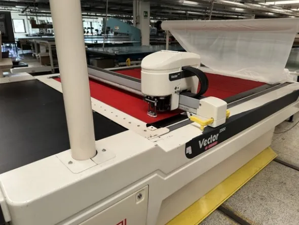 2#7821 Macchina da taglio automatica Lectra Vector2500