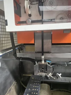 Macchina per elettroerosione a filo CHARMILLES FI 440CC