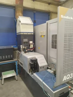 Macchina per elettroerosione a filo SODICK AQ325L