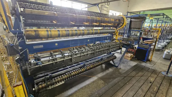 Macchina per la produzione di rete annodata LS8 2500